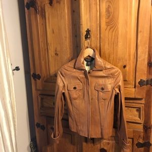 BB’s Lightweight Leather Jacket 🧥